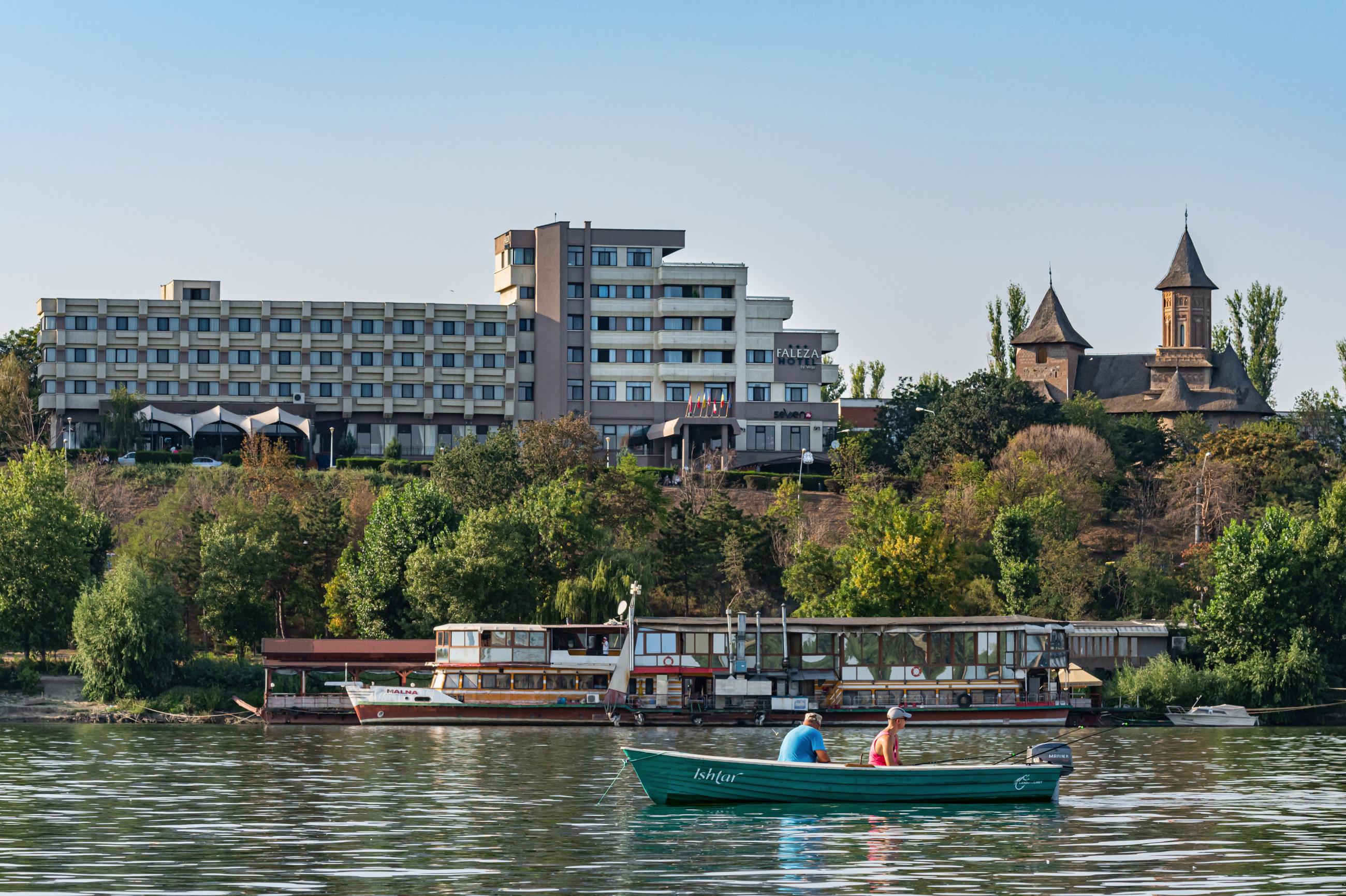 Faleza Hotel By Vega Galati  Exterior photo